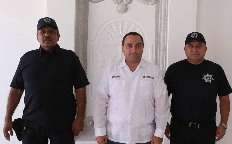 El espionaje a Carlos Joaquín en Quintana Roo