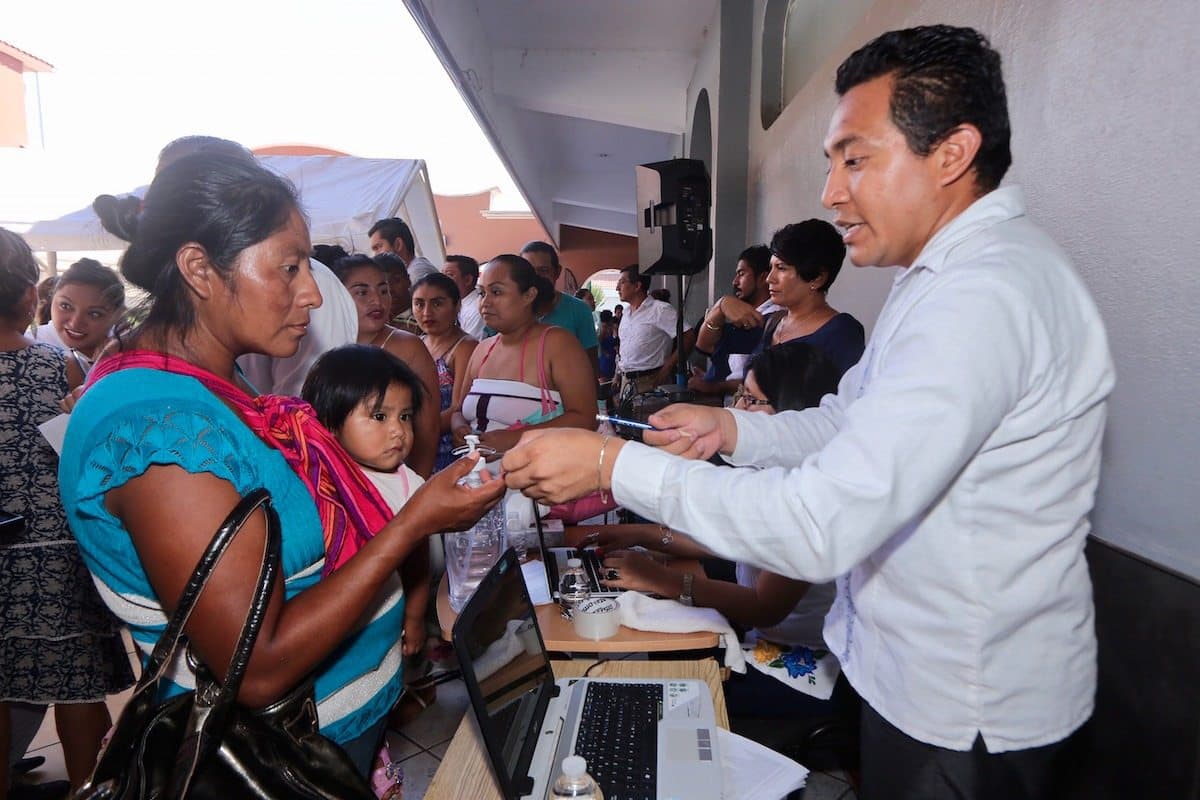 345 actas de nacimiento entregadas en programa Yo también cuento