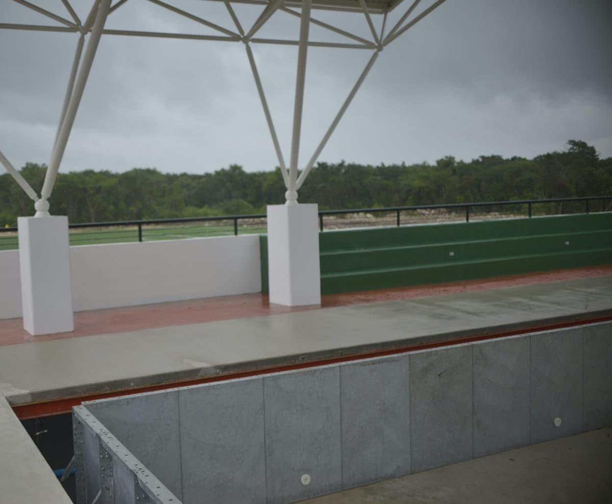 A Puerto Aventuras le urge escuela preparatoria, dicen habitantes