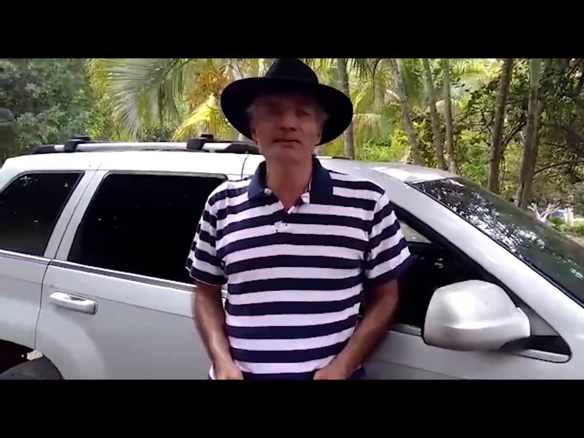 Canta el gallo de Mireles con Mimenza