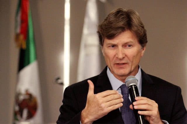 Estados Unidos usa alertas para presionar el TLCAN: de la Madrid