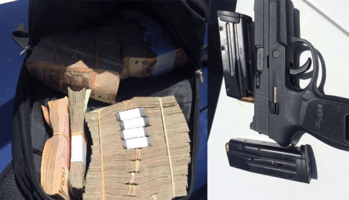 Detienen a dos sospechosos con más de un millón de pesos en efectivo y un arma