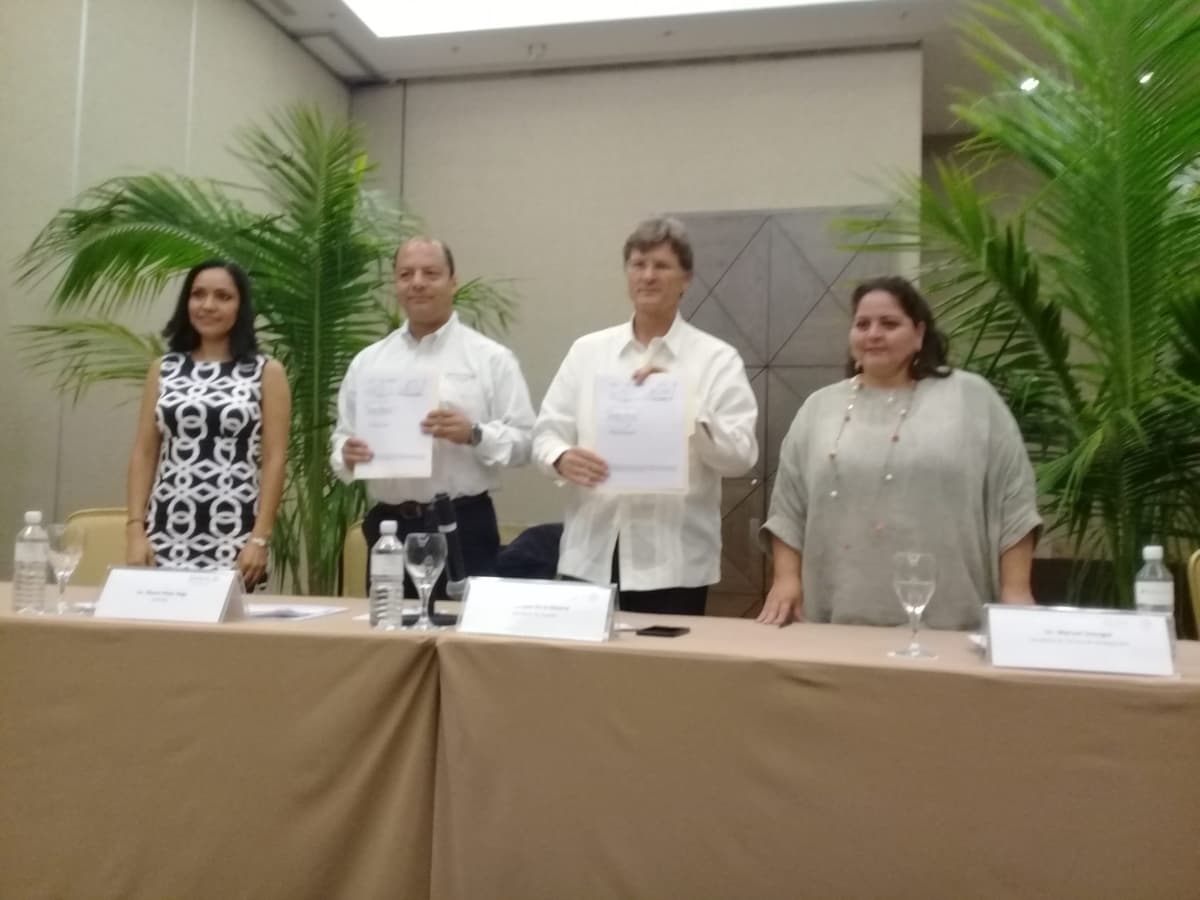 Caso Iberostar por presunto alcohol adulterado es abordado por Enrique De la Madrid