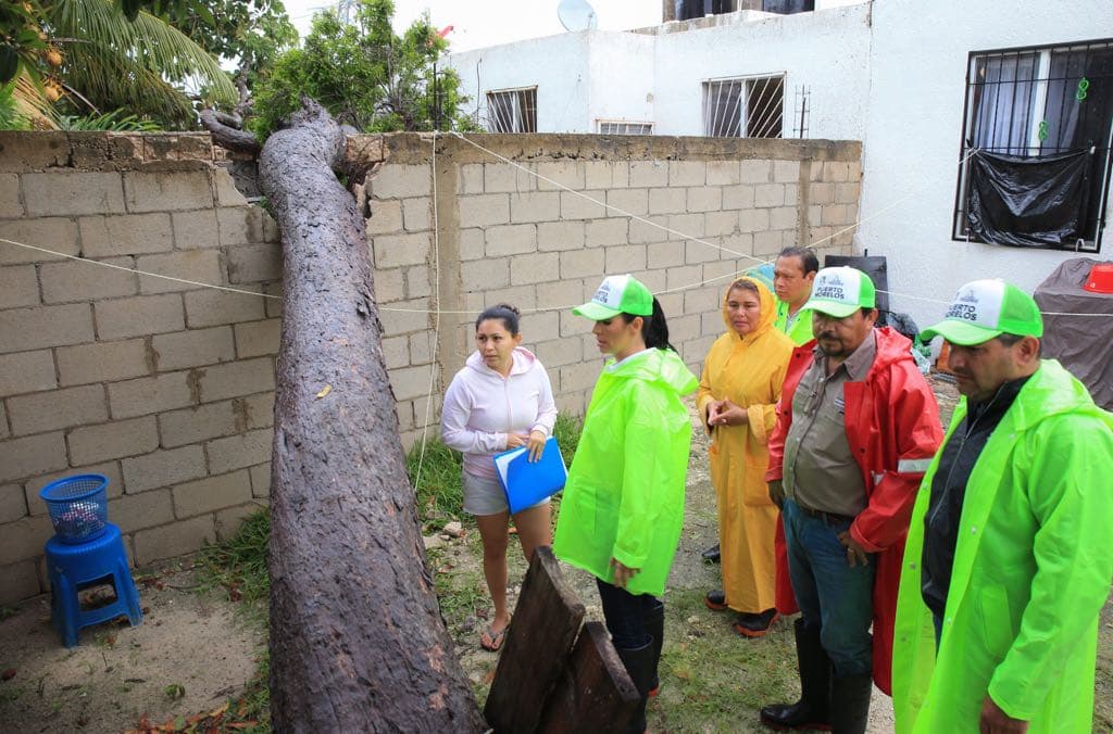 Supervisa Laura Fernández operativo por lluvias provocadas por Franklin