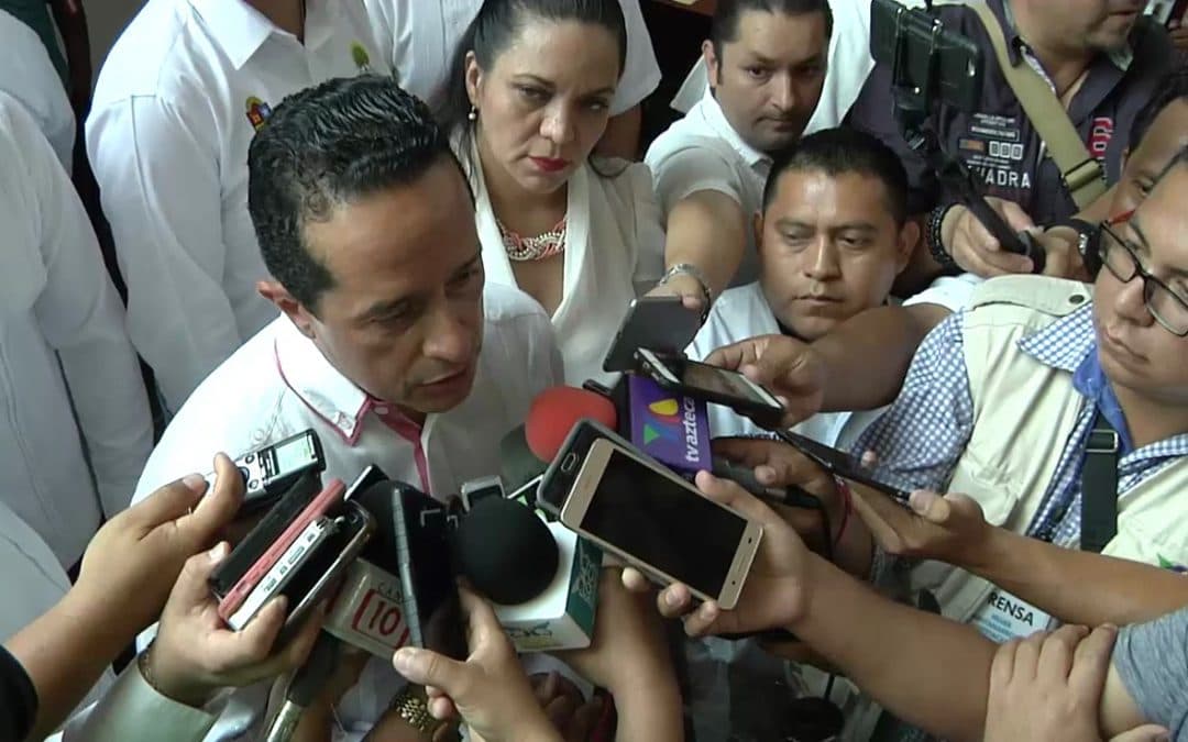 Se prepara Carlos Joaquín para primer informe de gobierno