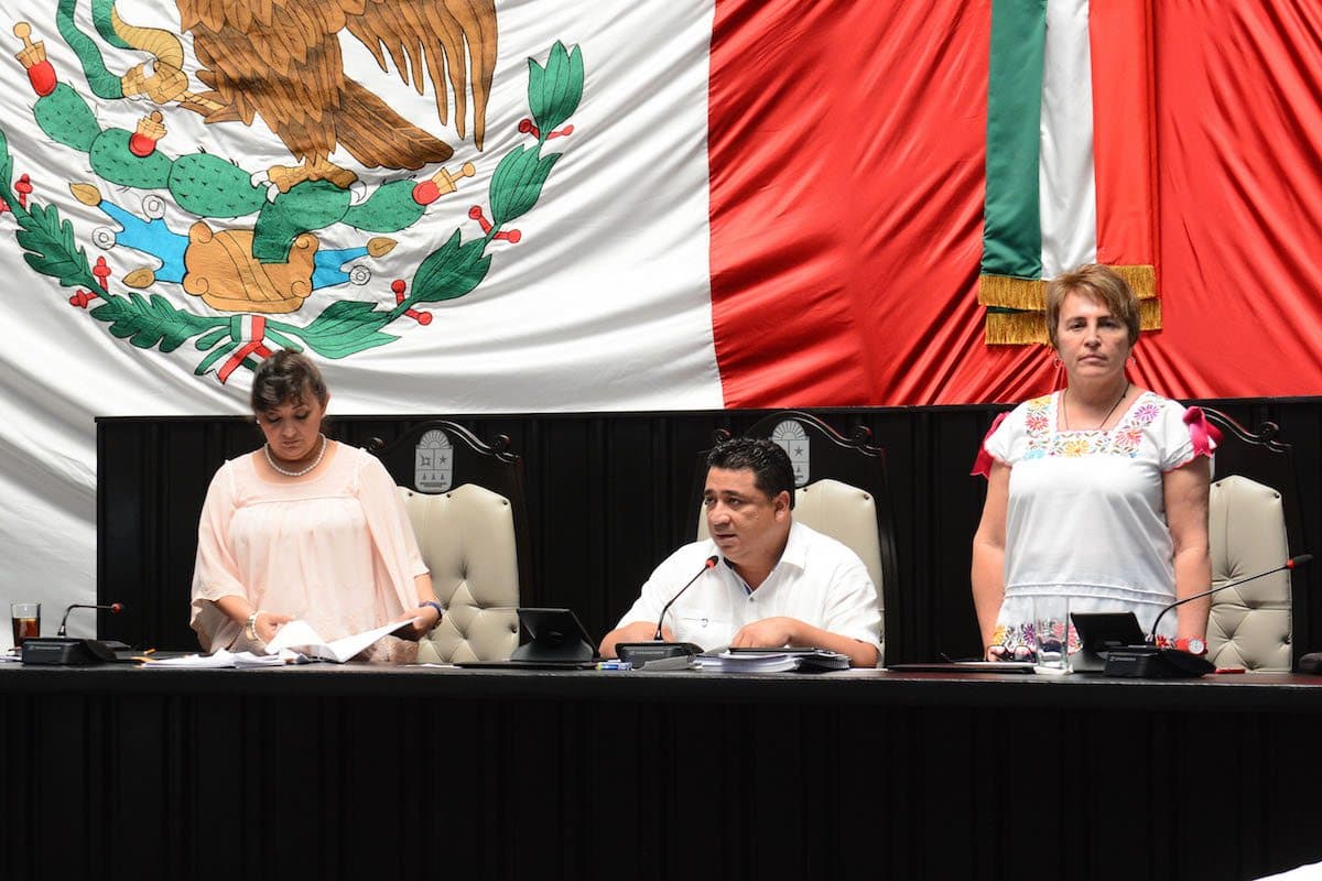 Convocan a sesión solemne para recibir primer informe del Ejecutivo