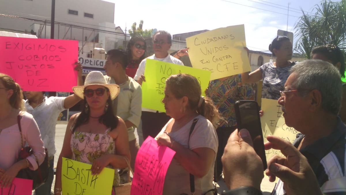 Crean frente comunitario contra las altas tarifas eléctricas