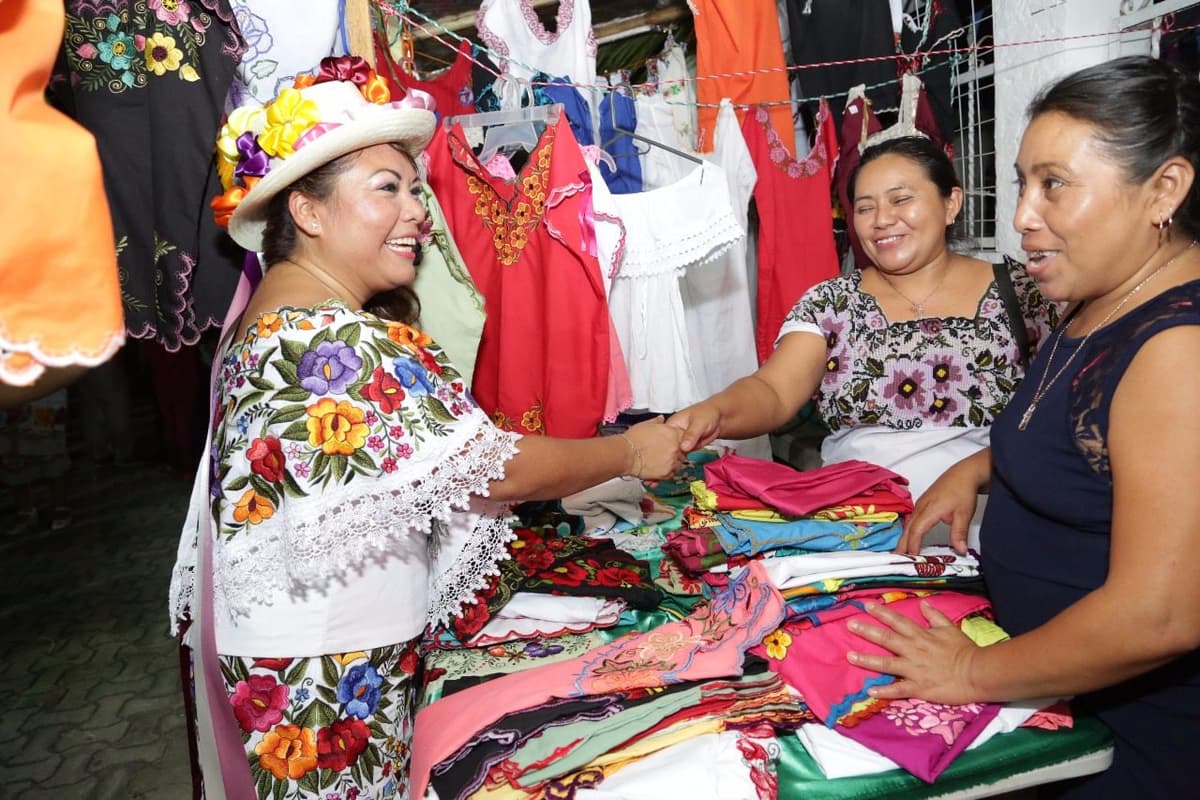 Romi Dzul muestra al mundo productos elaborados en la Zona Maya de Tulum