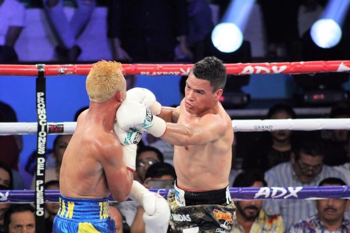 Conserva “Pollito” Ceja cetro Plata del CMB en espectacular combate