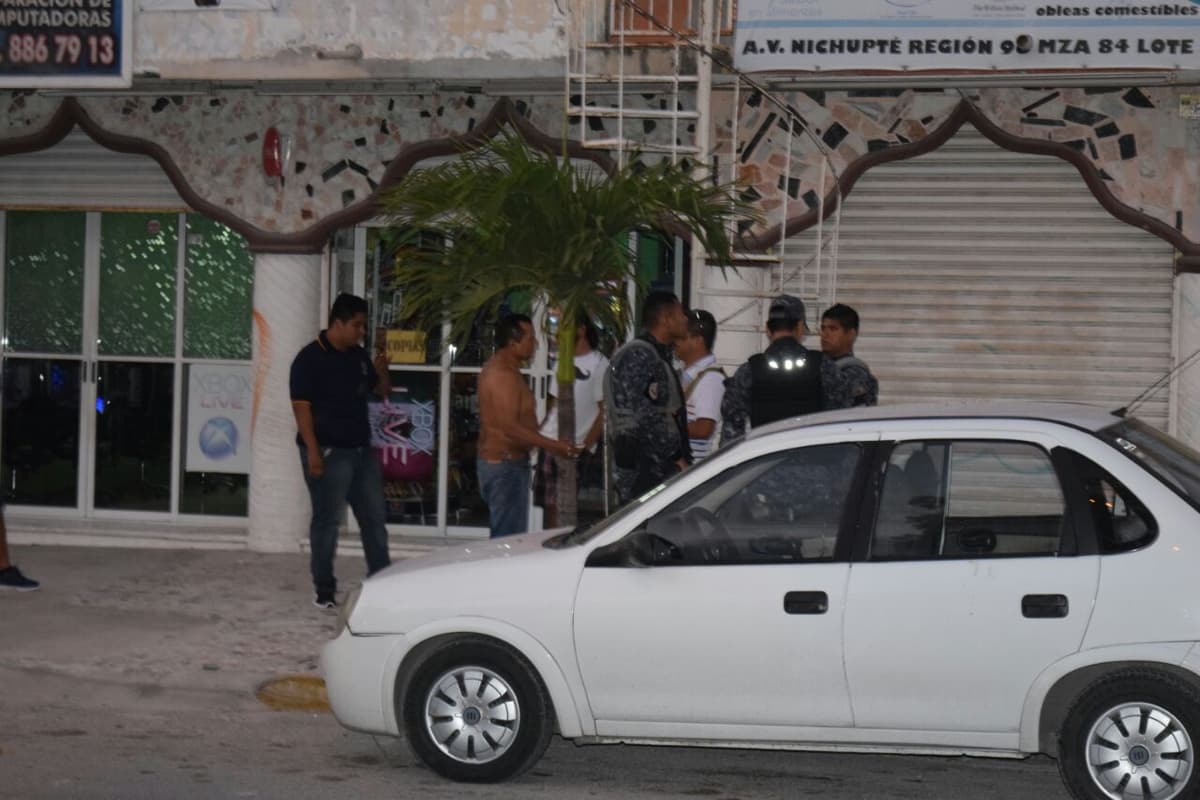 Tras asalto hieren a dos personas en un ciber