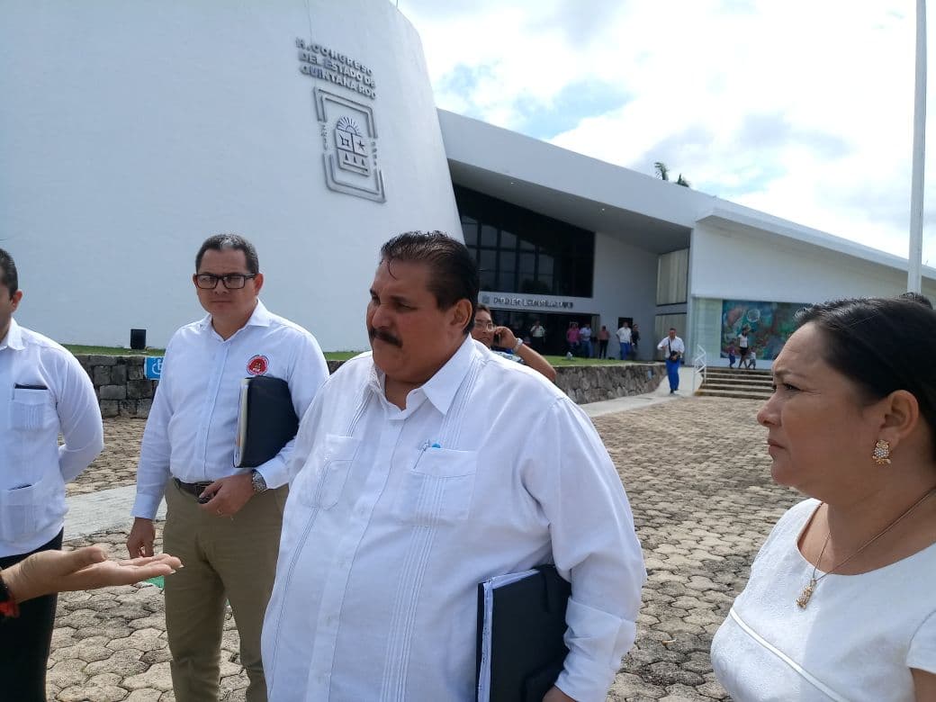 Enfrenta Fiscalía déficit de 52%