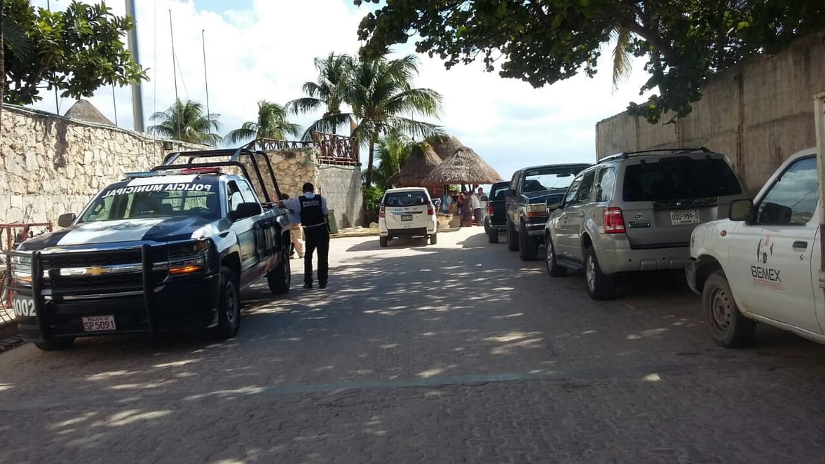 Hotel se apropia de cerrada de calle 16