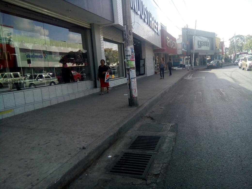 Ambulantes en El Crucero tomaron vacaciones