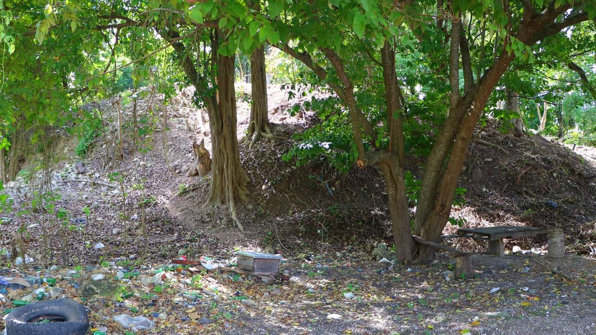 Crimen arqueológico en Bacalar