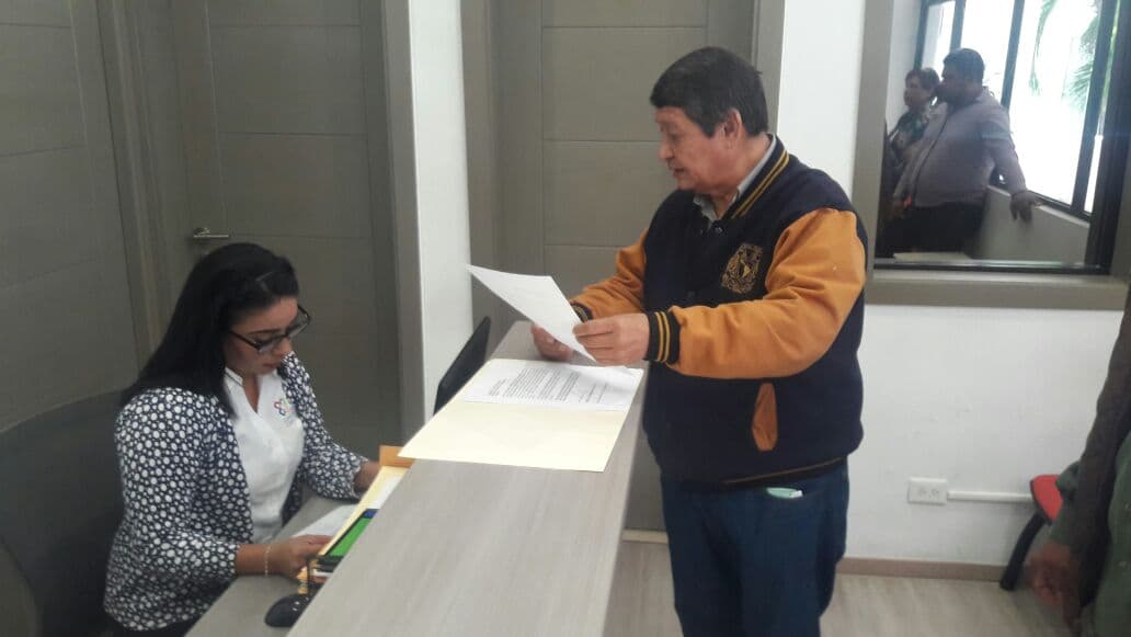 Exige Hugo González consulta pública por Solaris