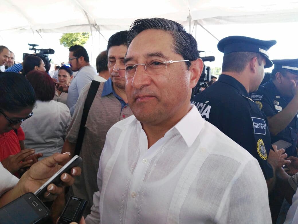 Renuncian Juan Vergara y Julián Ricalde; van por candidaturas