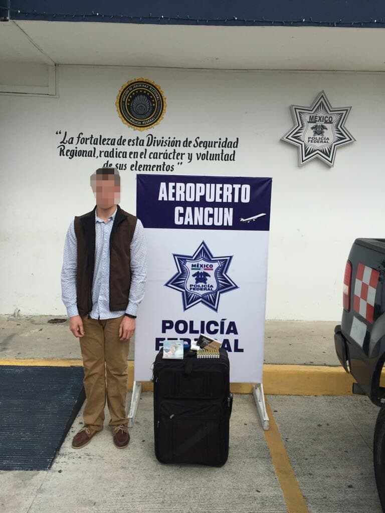 A Gringo le quitan sus balas en el aeropuerto de Cancún