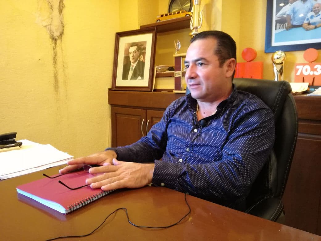 Taxistas de Cozumel no cederán ante Uber