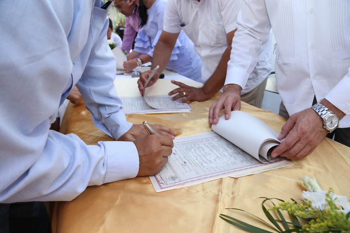 Contraen nupcias 10 parejas del Centro de Retención Municipal