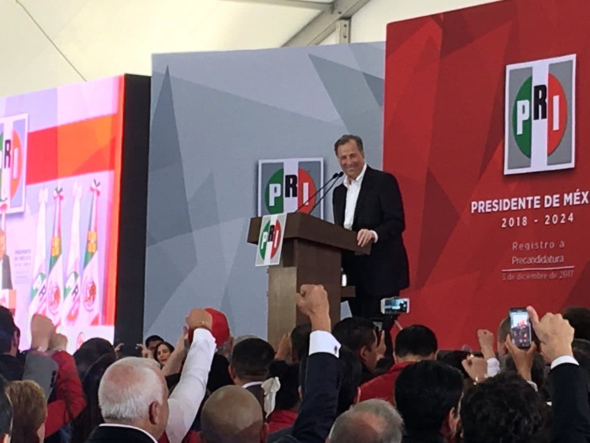 Se registra Meade en el PRI; recorrerá el país