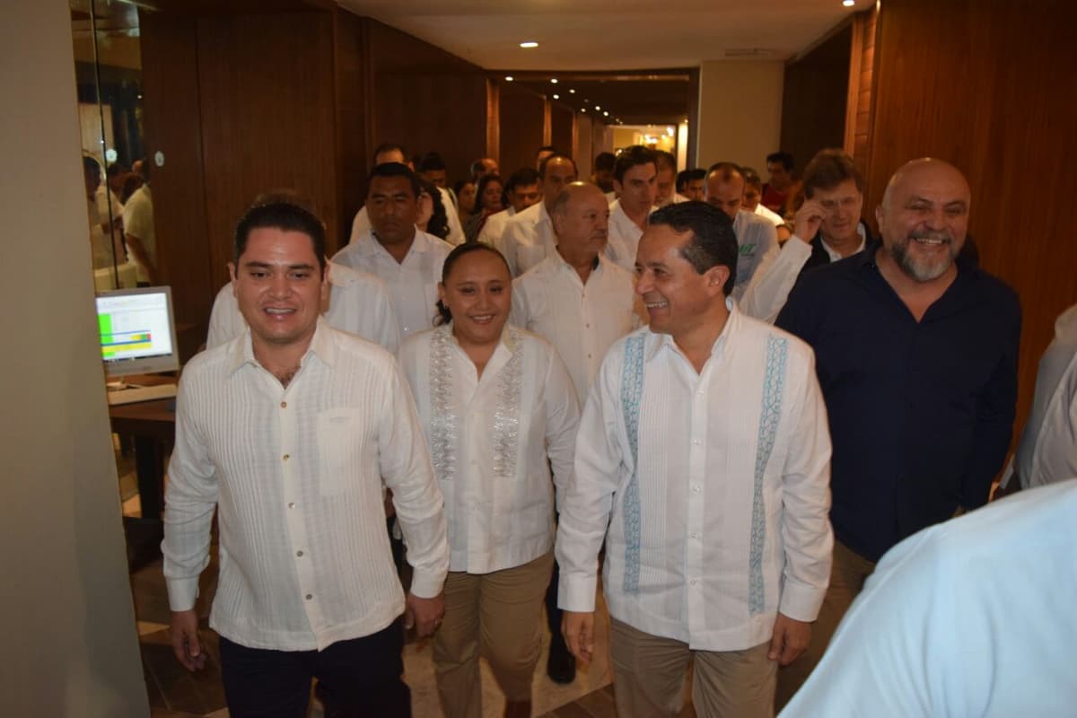 “Cada quien tomará sus decisiones”, declara Carlos Joaquín sobre su sobrino