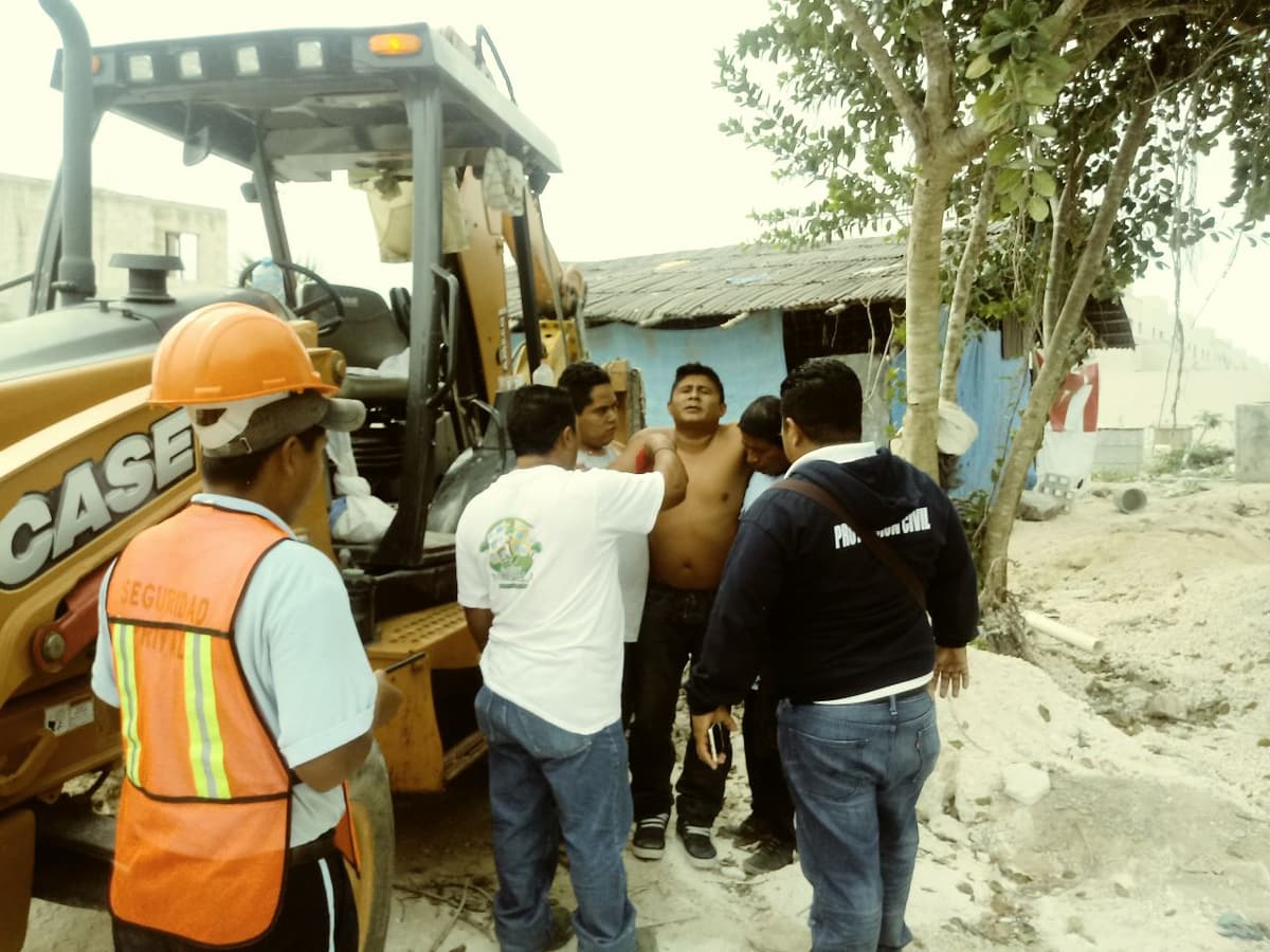 Trabajador se desmaya y la empresa no hace nada para ayudarlo