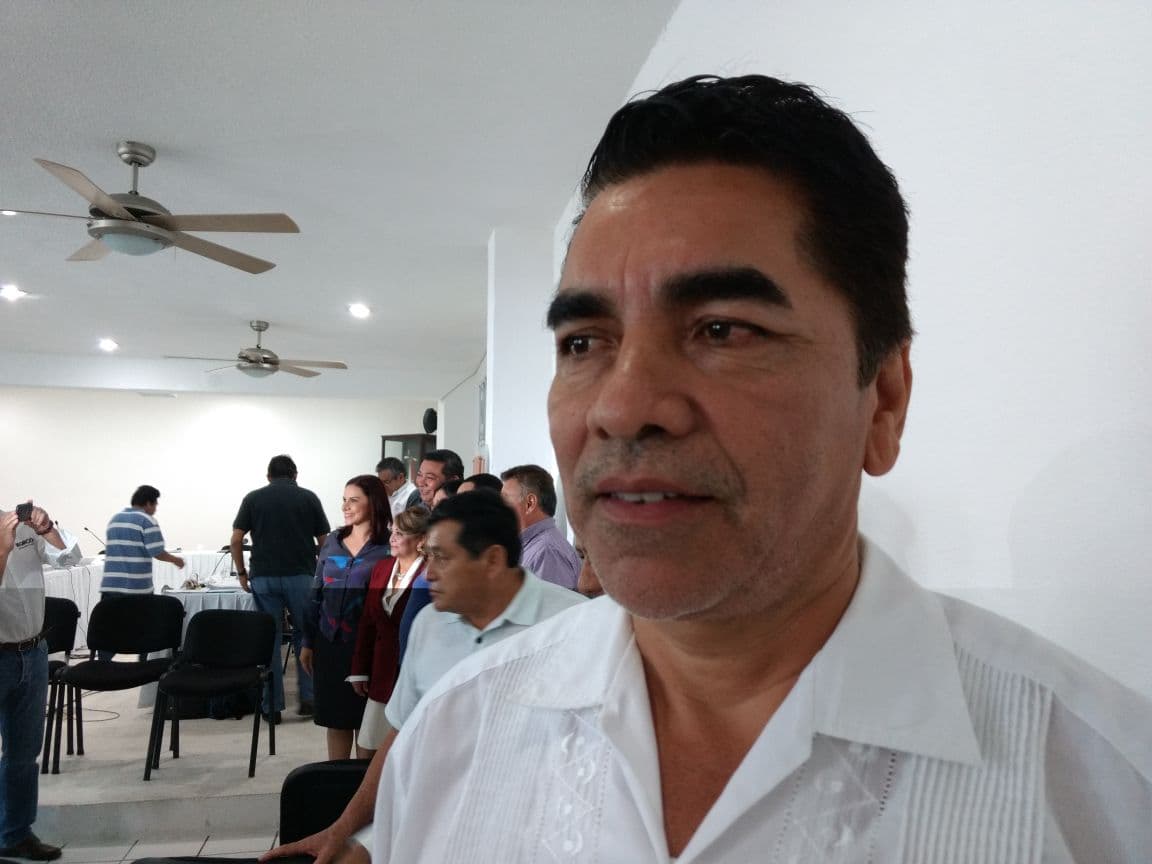 Critica Chicato prórroga a independientes