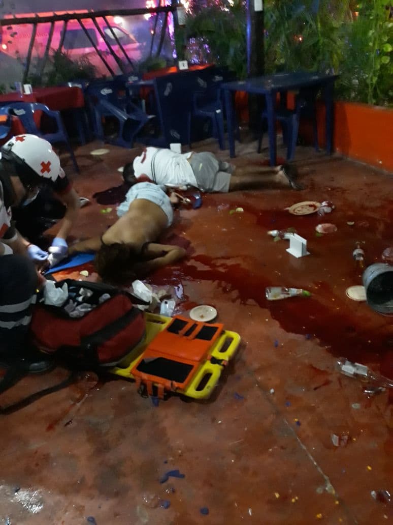 Noche de terror en bar de Cancún