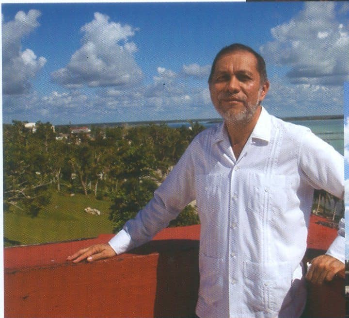 Presentará el segundo volumen de su "Poesía Reunida", Ramón Iván Suárez Caamal