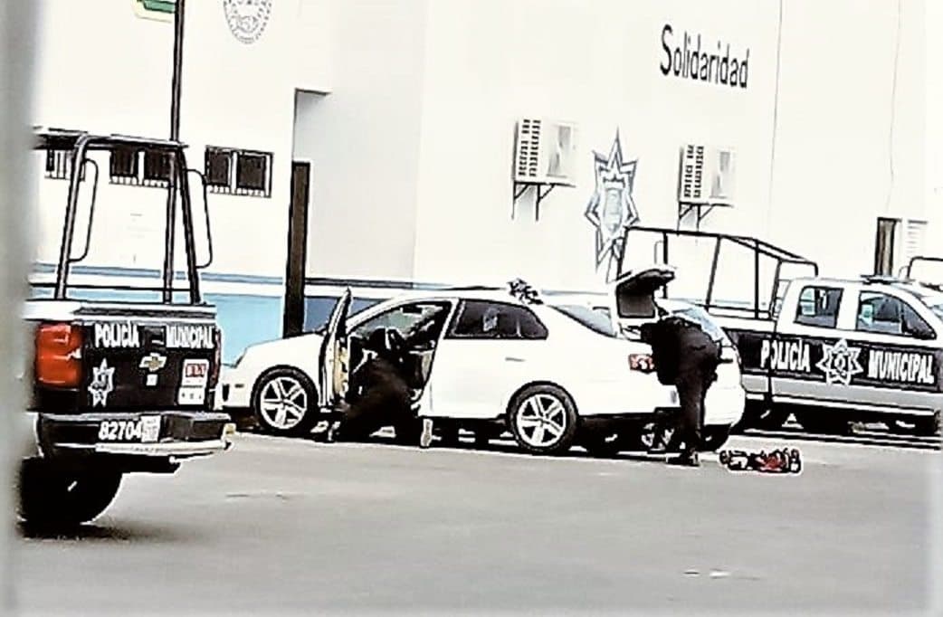 Detienen a grupo con drogas y arma de fuego en In House