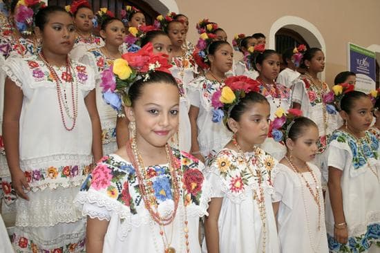 El Himno Nacional en lengua maya podría cantarse oficialmente