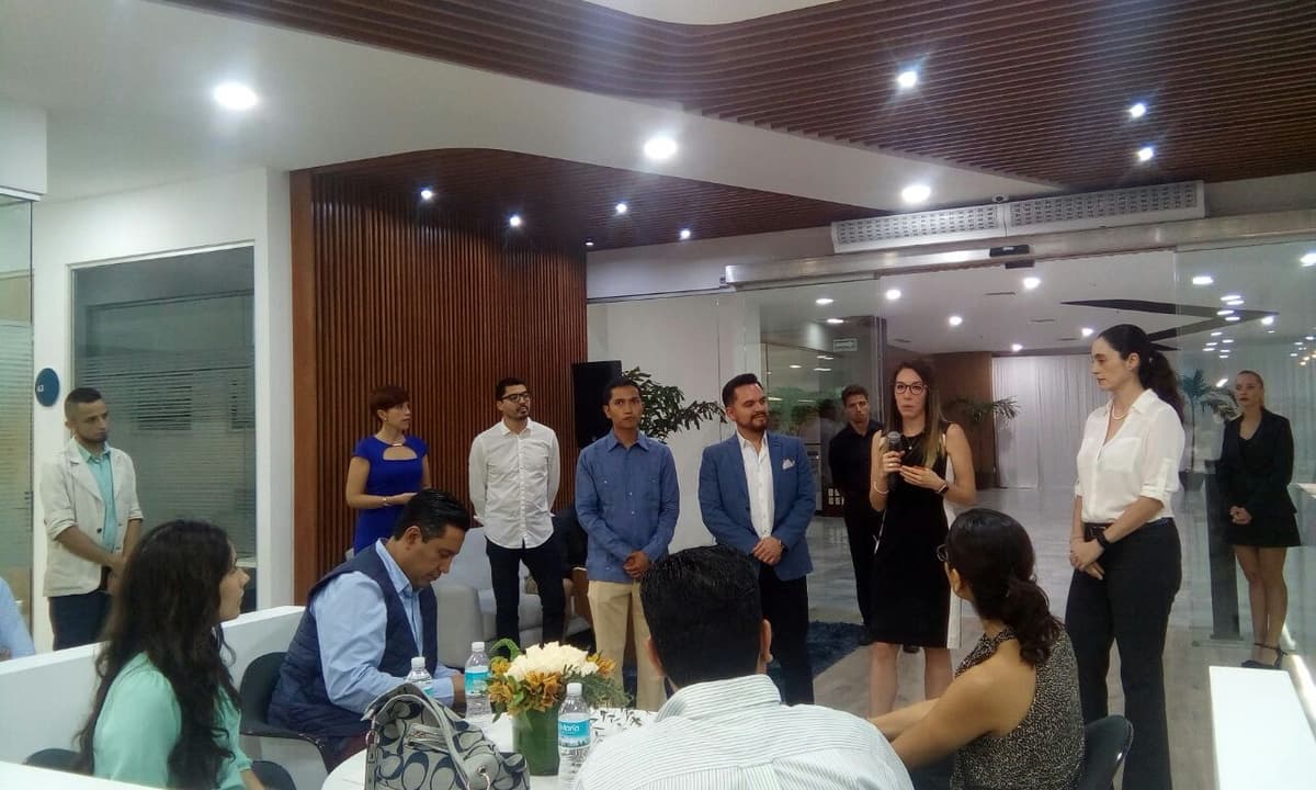 Vocación empresarial de Cancún, gran imán para los negocios