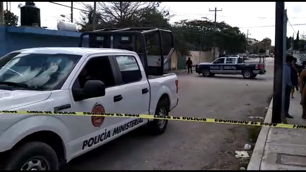 Ejecutan a dos sujetos casi en forma simultánea en Cancún