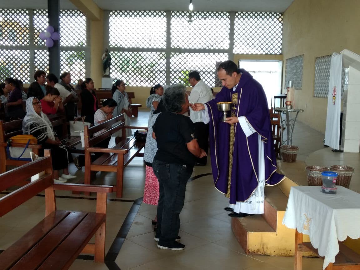Refrendan chetumaleños su fe