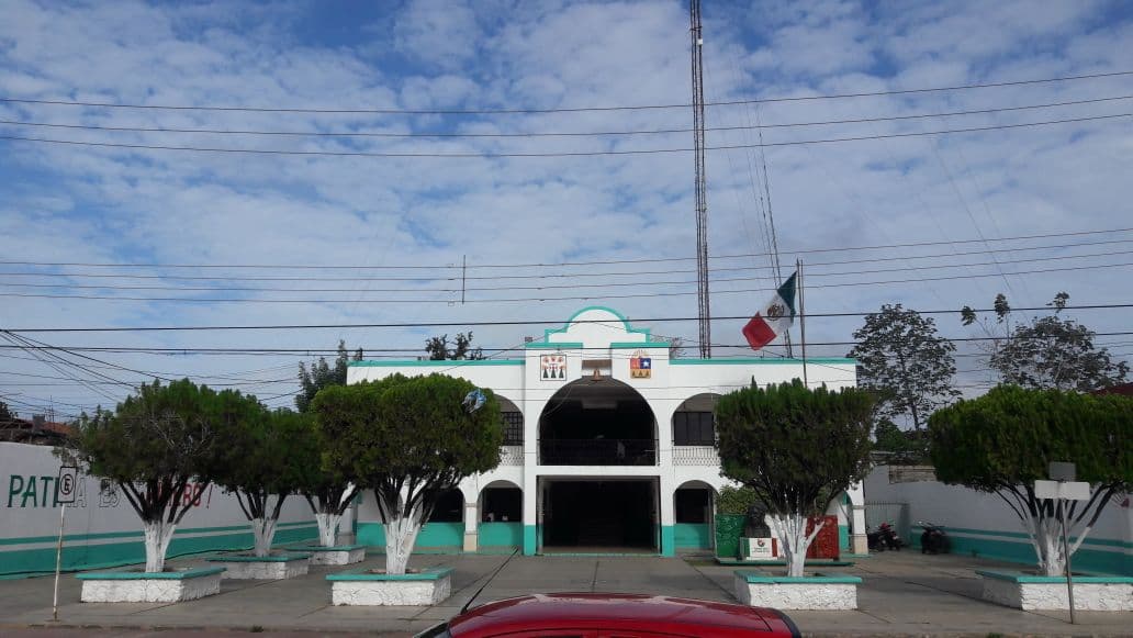 Burócratas se toman dos días, pese a no tener carnaval