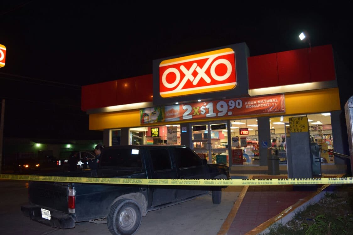 Intento de asalto, balazos y persecución sobre la SM 40 en Cancún