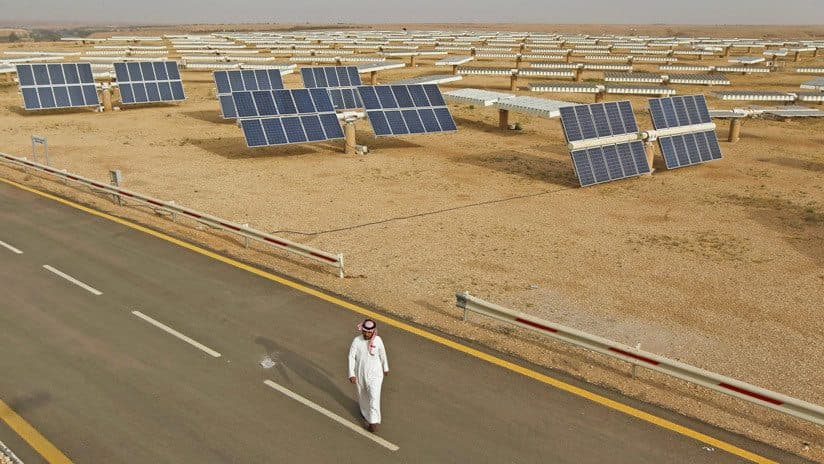 Arabia Saudita construirá la planta de energía solar más grande del mundo