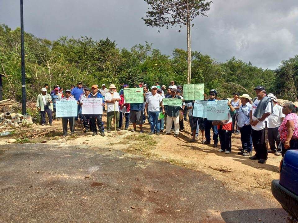 Acusan ejidatarios a rector de querer “comprarlos” para desistirse en litigio
