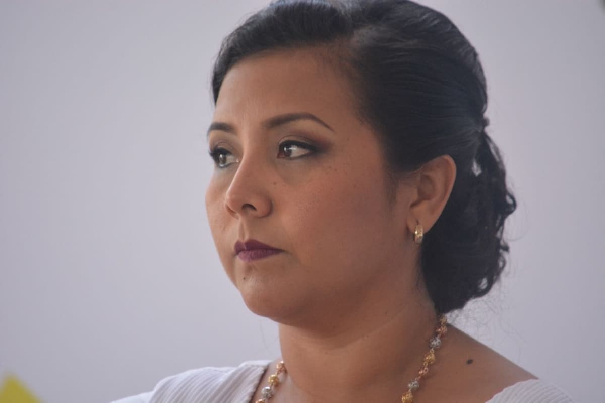 Eliminan a esposo de Paoly de torneo y manda a cerrar la cancha