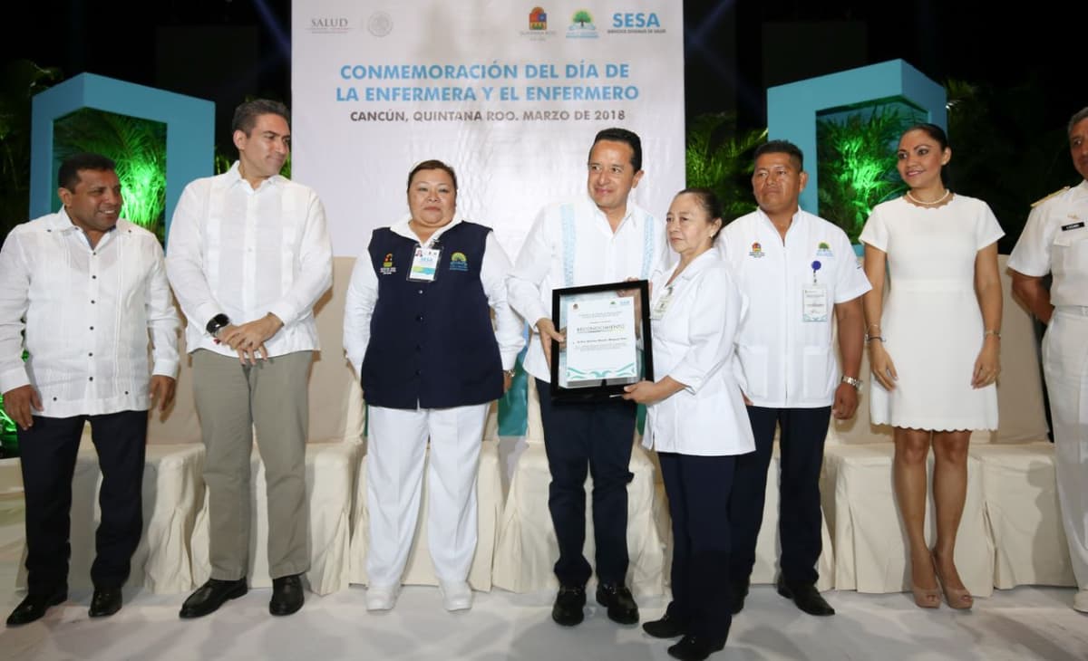 Faltan profesionales de enfermería: Carlos Joaquín