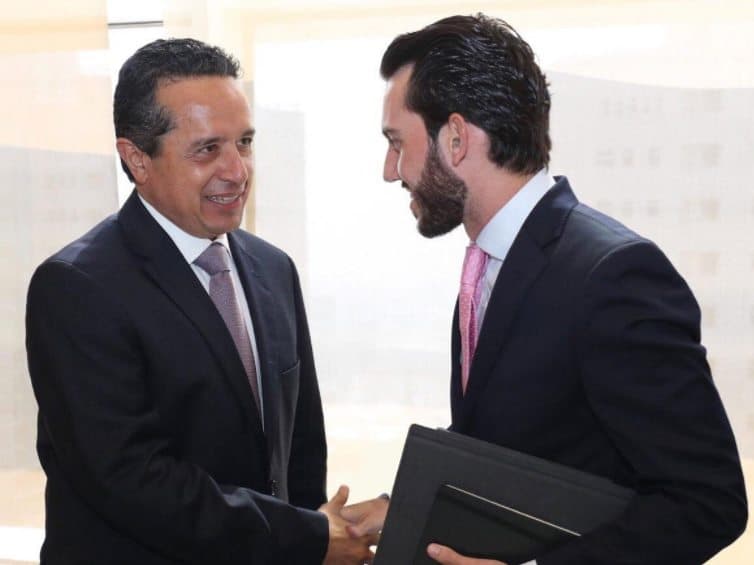 Renuncia director de Idefin