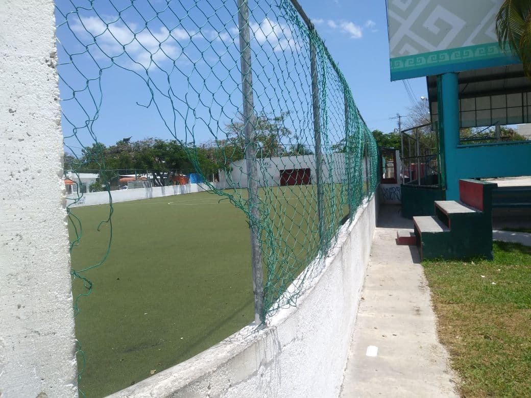 Carencias predominan en espacios deportivos de Tulum
