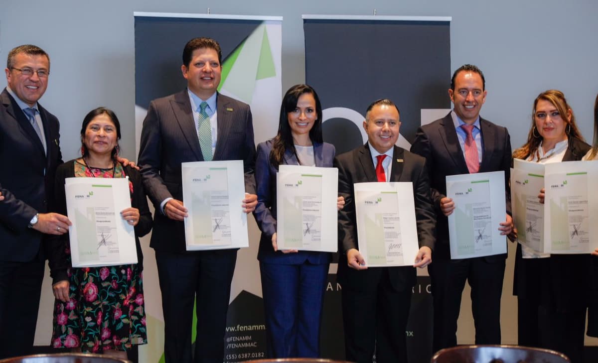 Asume Laura Fernández Presidencia Adjunta en la FENAMM