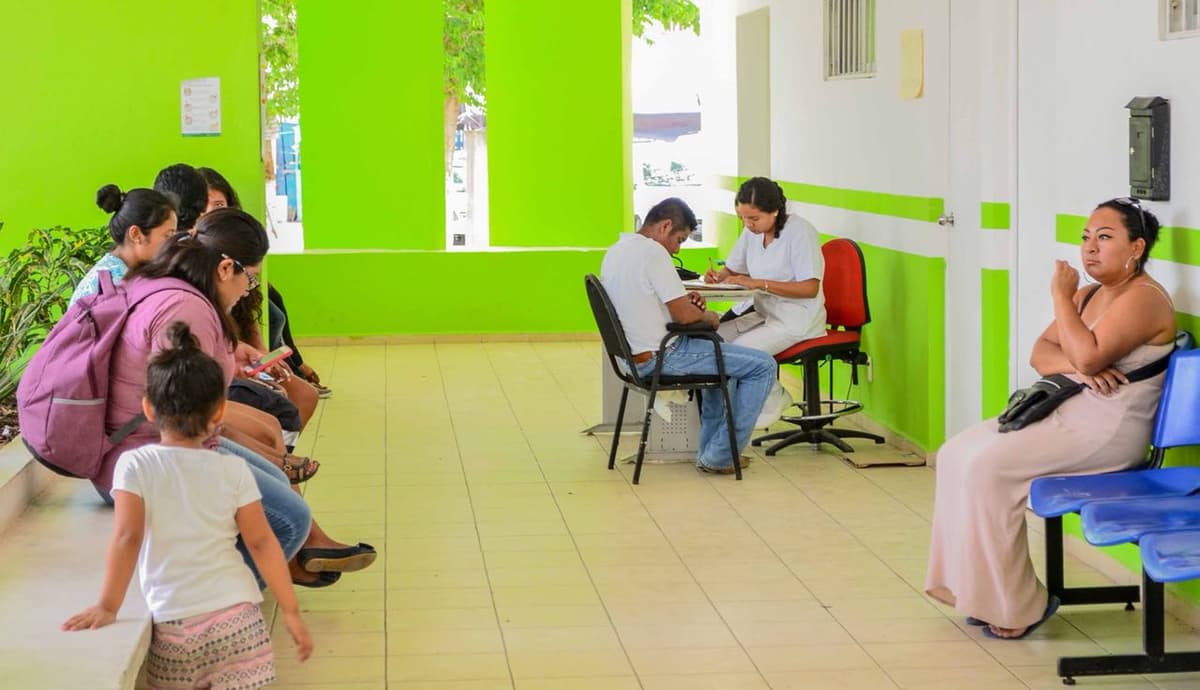 Combaten el paludismo en Puerto Morelos