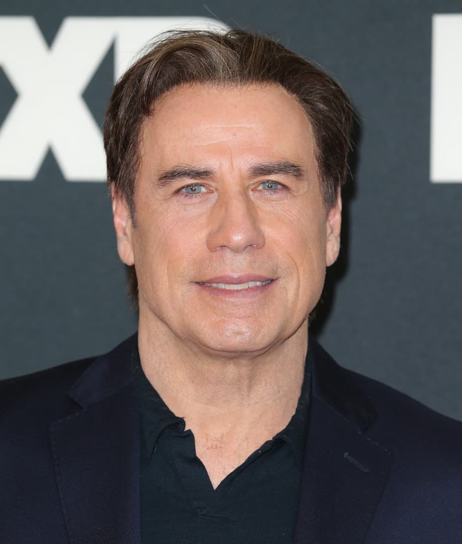 John Travolta cambia de look para una película y queda irreconocible