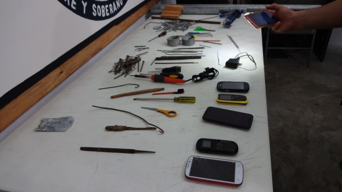 Hallan objetos ilegales en Cereso de Cozumel