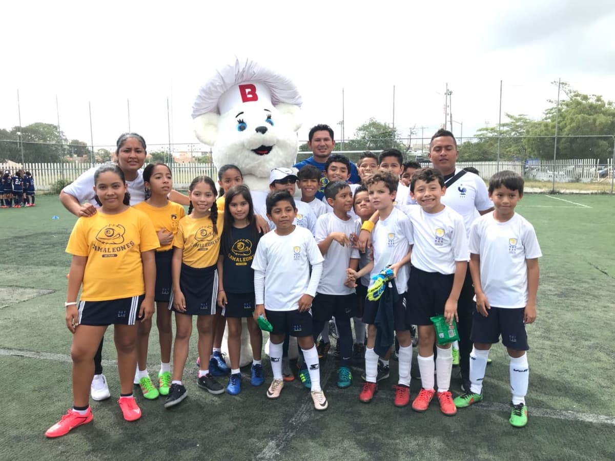 Inauguran 55 edición del Futbolito Bimbo