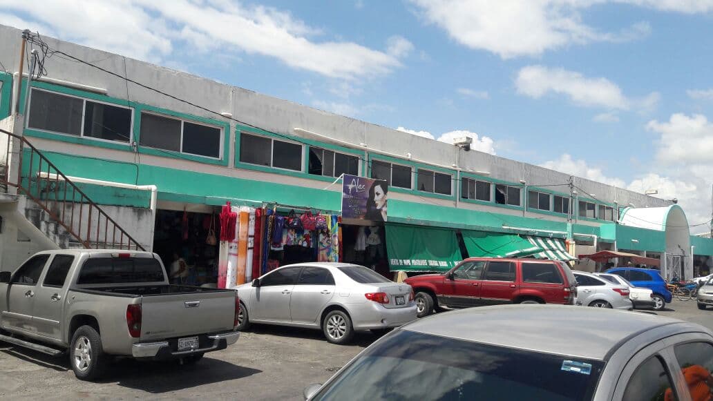 Cancela Raymundo King evento por falta de quórum