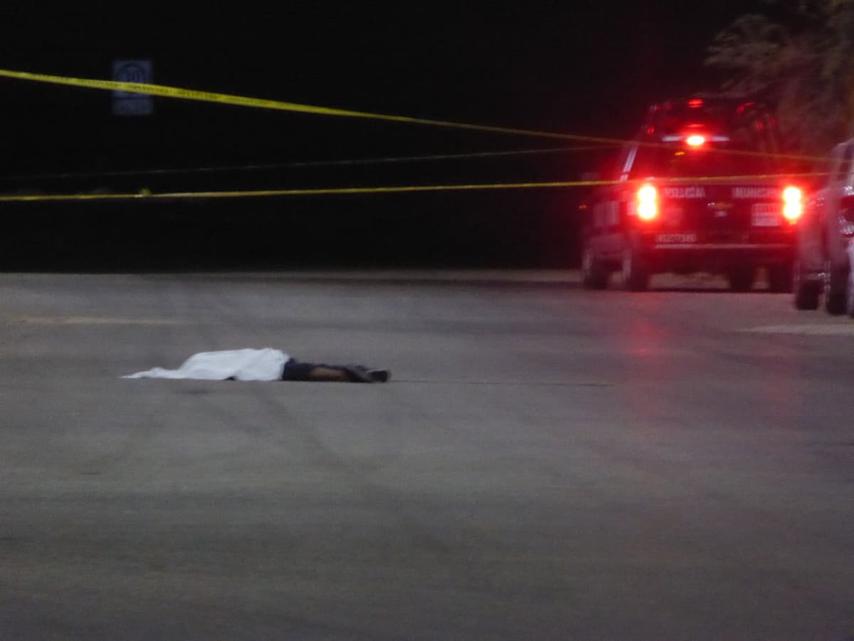 Hallan cuerpo golpeado en Villas del Sol