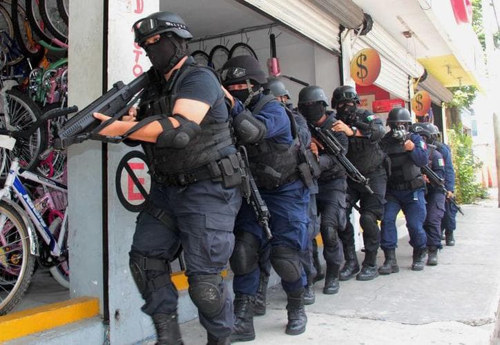 Profesionalizan a la policía en Benito Juárez